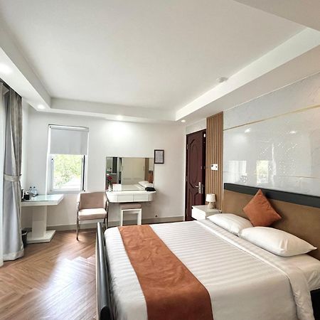 Paragon Hotel Pmh Хошимин Екстериор снимка