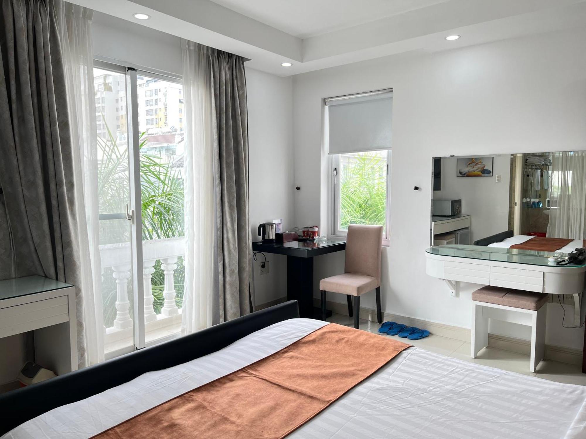 Paragon Hotel Pmh Хошимин Екстериор снимка